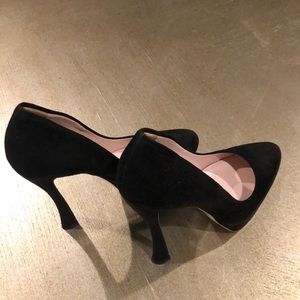 MIU MIU SUEDE PUMPS!!